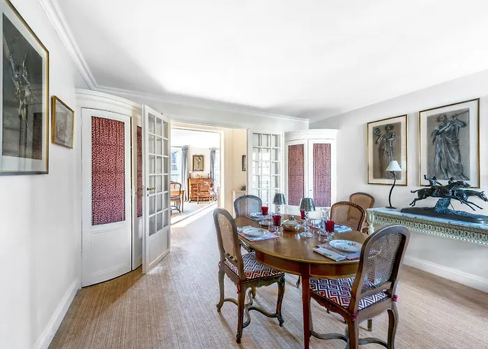 Apartment Gros Caillou - St Dominique 1bdr